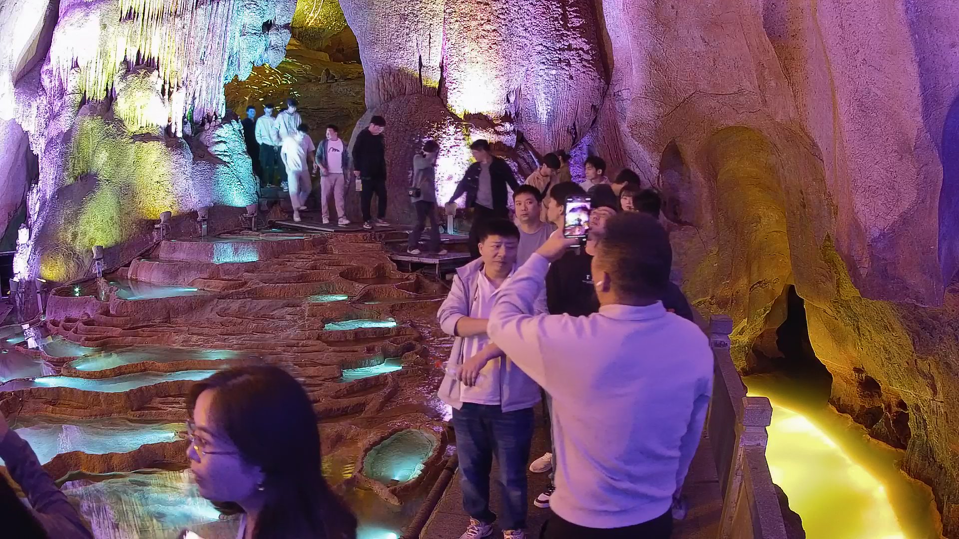 極合團建 | 桐廬兩日(rì)之旅：秋高(gāo)氣爽，共築團隊新風(fēng)貌